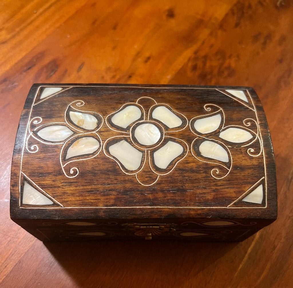 Vintage ingelegd houten parelmoer kistje sieradendoosje kist, Antiek en Kunst, Ophalen of Verzenden