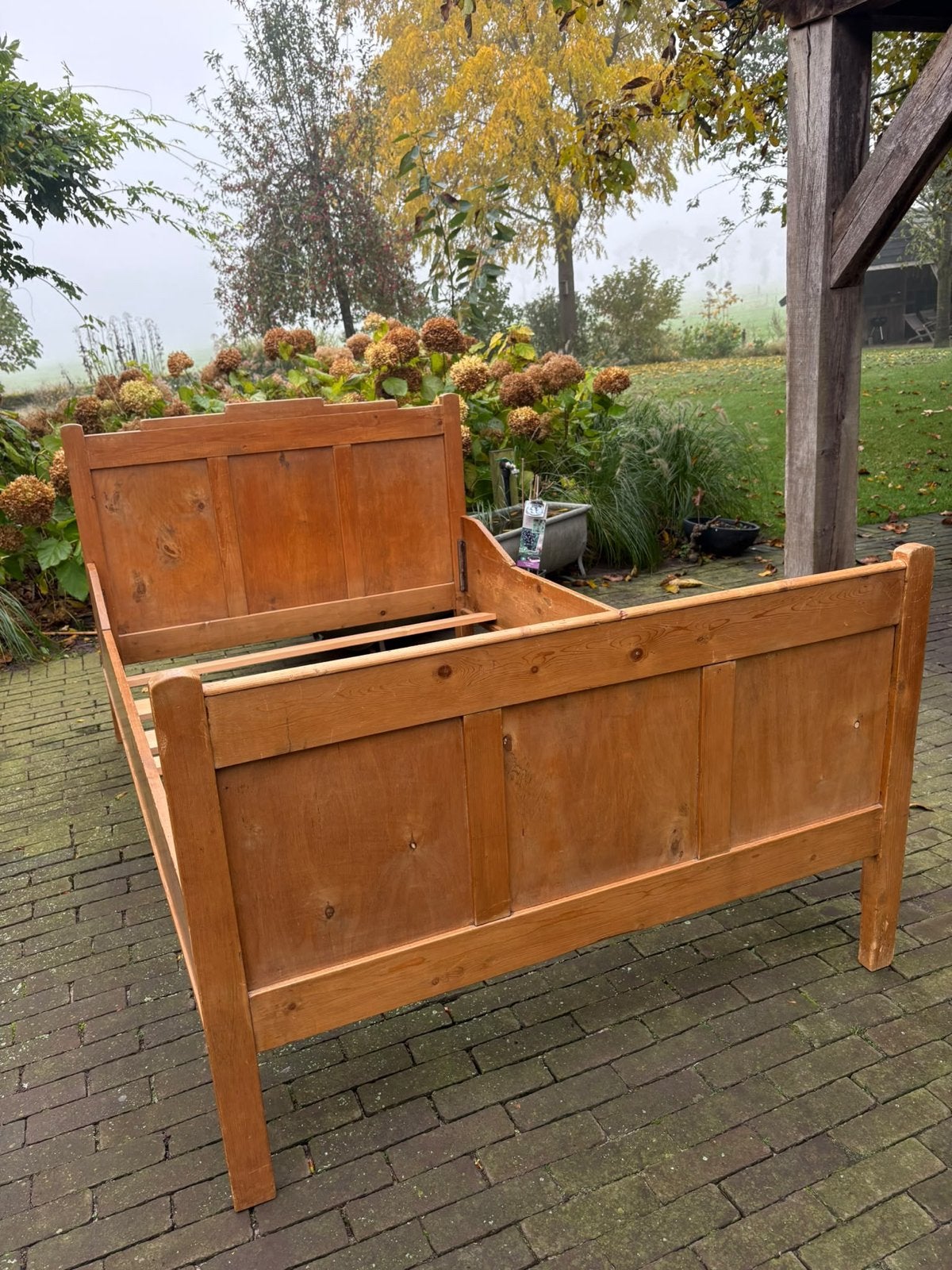Vintage houten bed - twijfelaarbed, Ophalen
