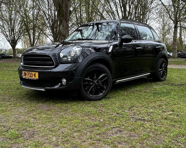 Mini Cooper Countryman - Pepper 1.6 122pk Aut. 2016 Zwart, Auto's, Mini, Zwart, Particulier, 1000 kg, SUV of Terreinwagen