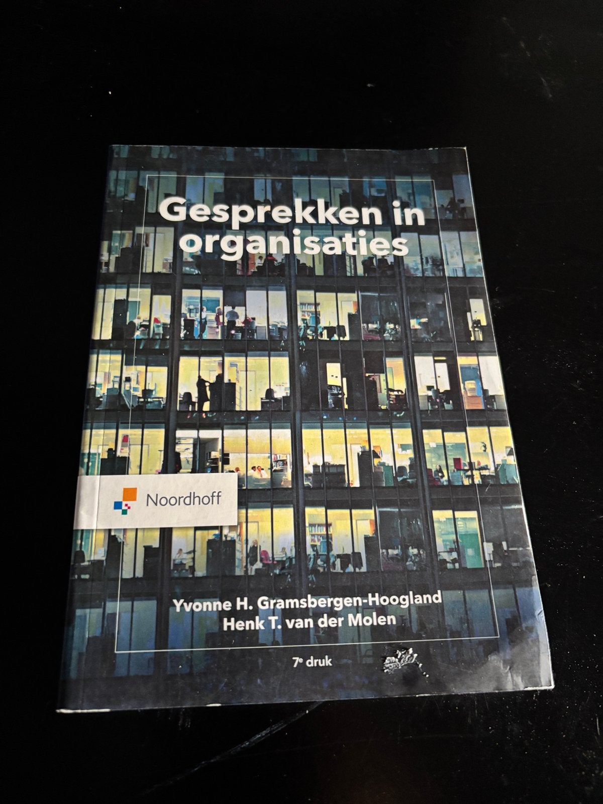 Gesprekken in organisaties - Yvonne H. Gramsbergen-Hoogland, Boeken, Studieboeken en Cursussen, Ophalen of Verzenden, Gamma, Zo goed als nieuw