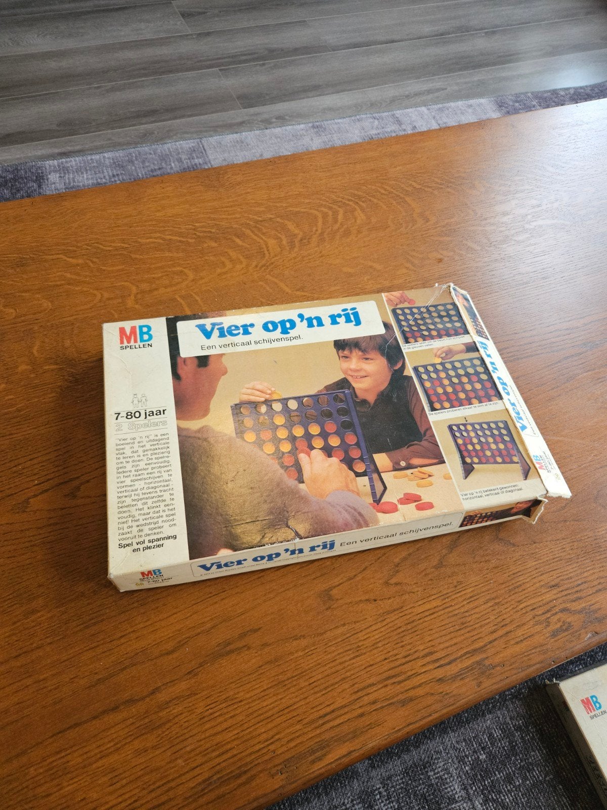 Origineel en compleet Milton Bradley MB 4 op een rij (oud!), Een of twee spelers, Ophalen of Verzenden, Gebruikt, Milton Bradley (MB)