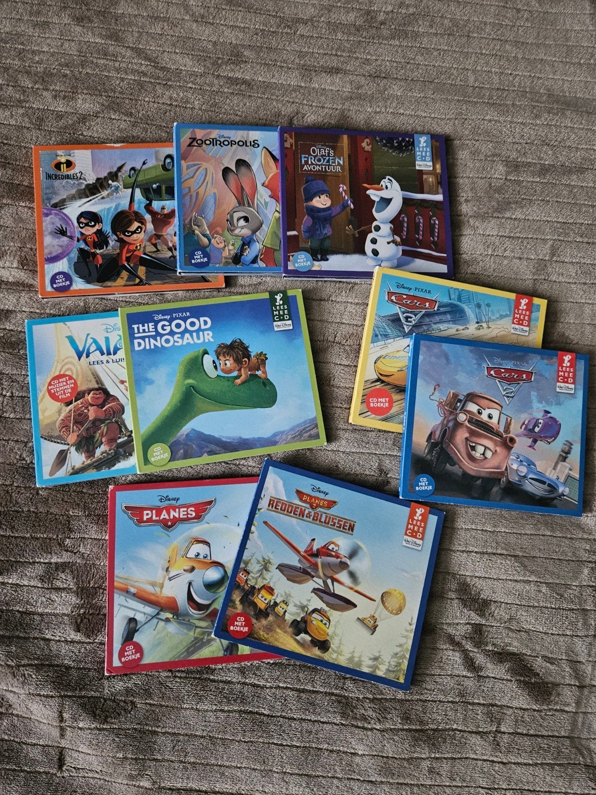 Disney Luister-CD's met Boekje - Diverse Titels, Gebruikt, 3 tot 5 jaar, Luisterboek, Ophalen of Verzenden