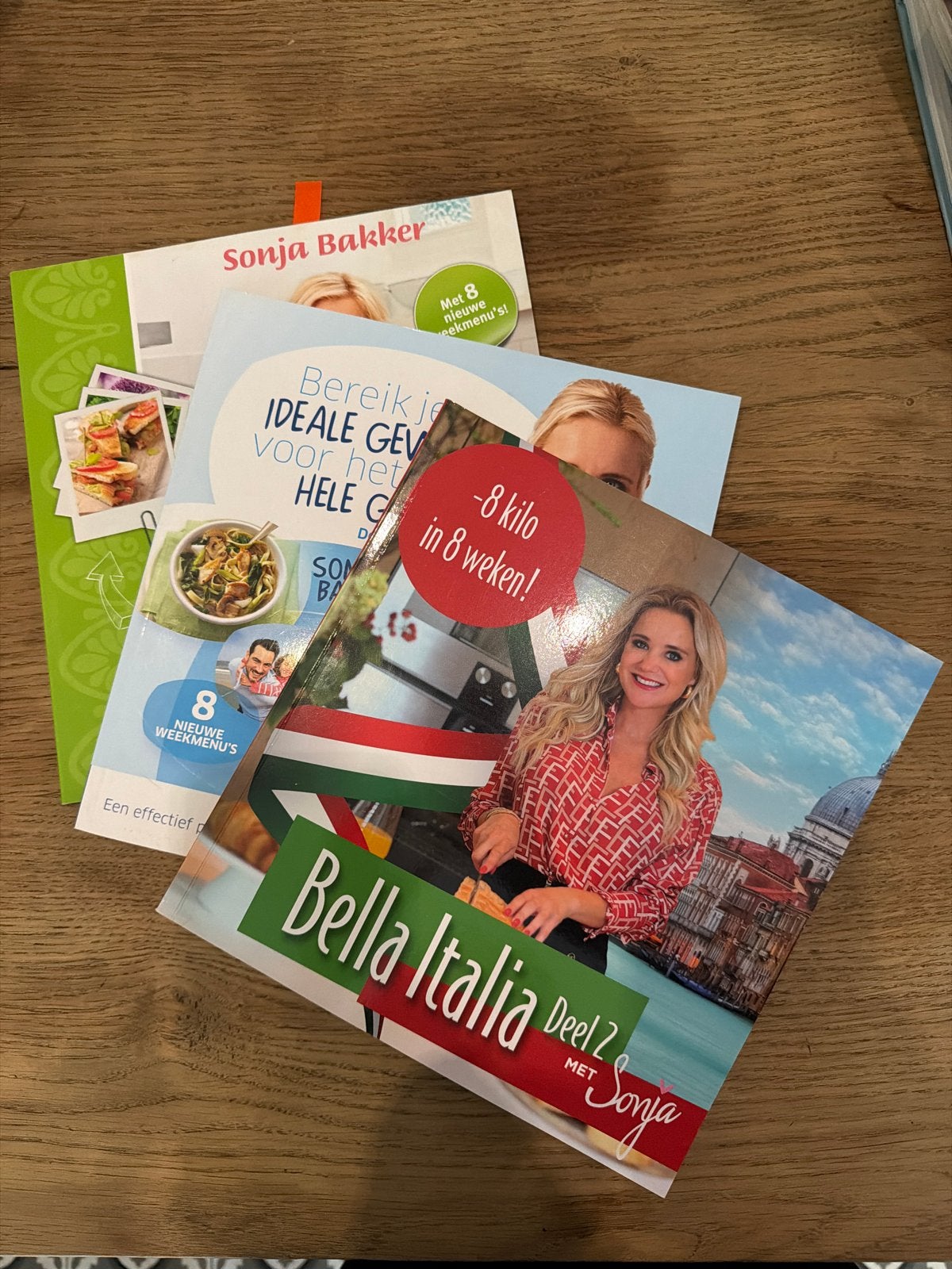Sonja Bakker dieetboeken - 3 stuks, Boeken, Ophalen of Verzenden, Gelezen, Dieet en Voeding