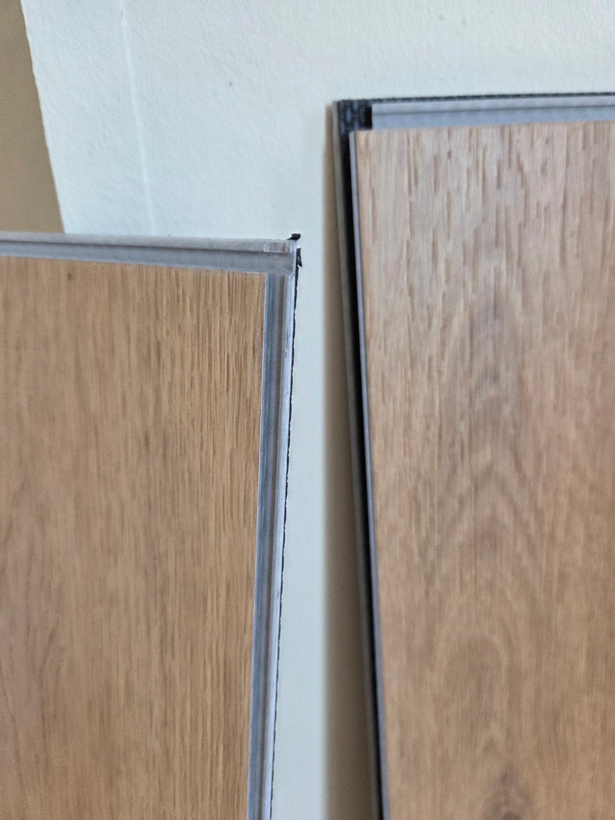 Gratis af te halen: Klik-laminaat met rubberen ondervloer, Doe-het-zelf en Verbouw, Ophalen, 50 tot 150 cm, 10 m² of meer, 10 tot 30 cm