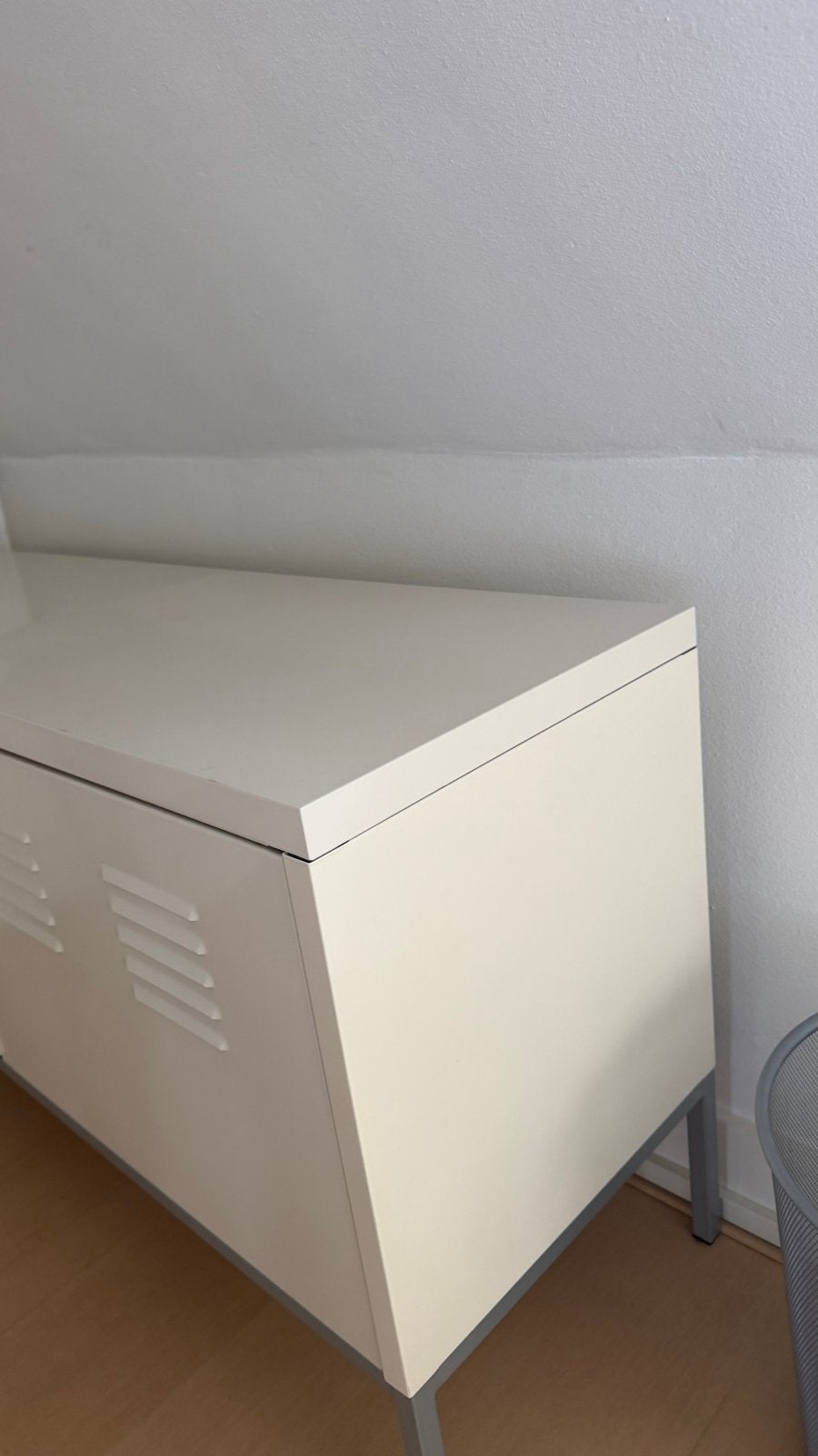 Crème metalen kastje met slot - IKEA PS, Ophalen, Gebruikt