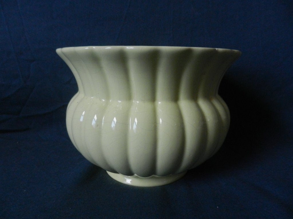 Lichtgeel geglazuurde vaas / cachepot Velsen Sassenheim h 13, Antiek en Kunst, Ophalen of Verzenden