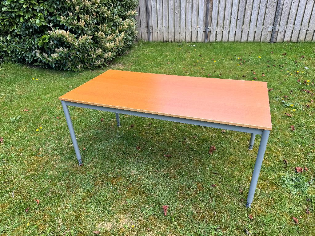 bureau, Huis en Inrichting, Bureaus, 160 cm, Gebruikt, Spaanplaat of MDF, Schoolbureau