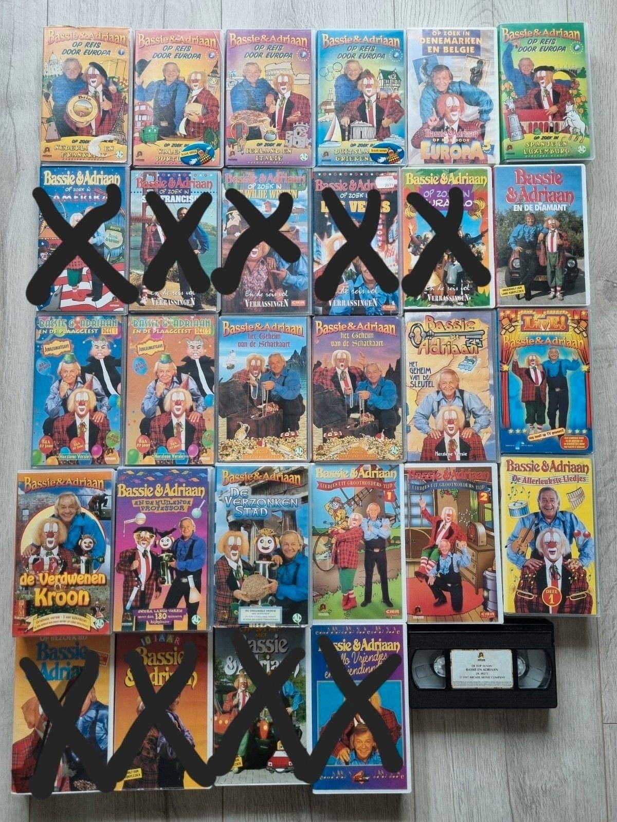 Bassie & Adriaan VHS, Alle leeftijden, Ophalen of Verzenden, Gebruikt, Nederlandstalig