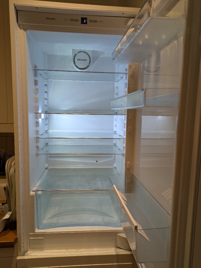 Miele inbouw koel-vriescombinatie / koelkast + vriezer, Ophalen, Gebruikt, 200 liter of meer, Met aparte vriezer