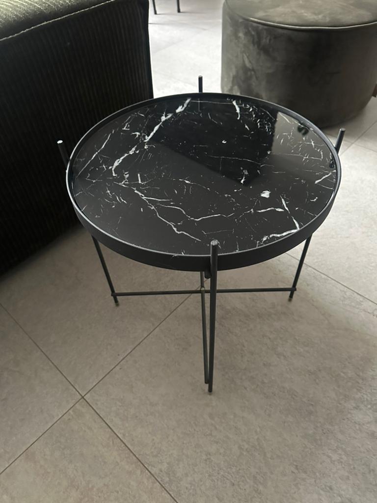 Zuiver Cupid Bijzettafel | Marble Black, 45 tot 60 cm, Minder dan 55 cm, Rond, Ophalen of Verzenden