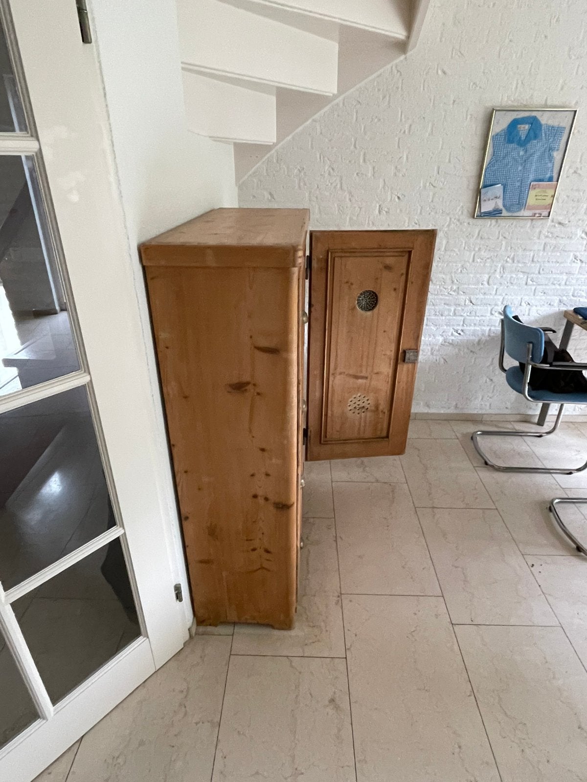 Grenenhouten Spekkast, Ophalen