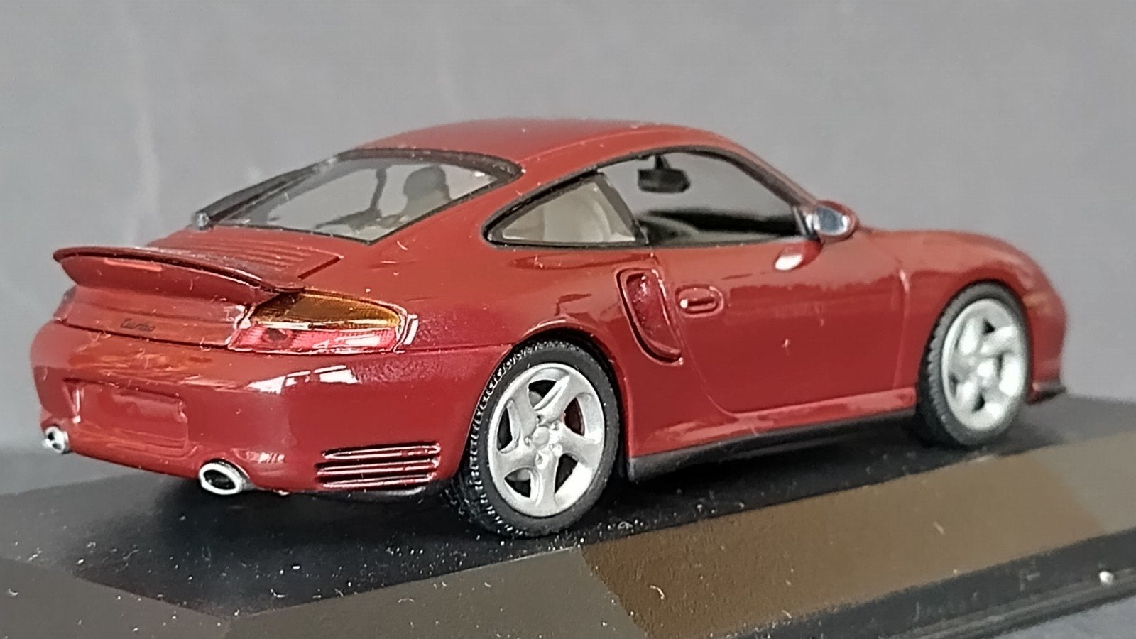 Porsche 911 996 Gt2 1:43 Minichamps Pol, Auto, ., Nieuw, Ophalen of Verzenden
