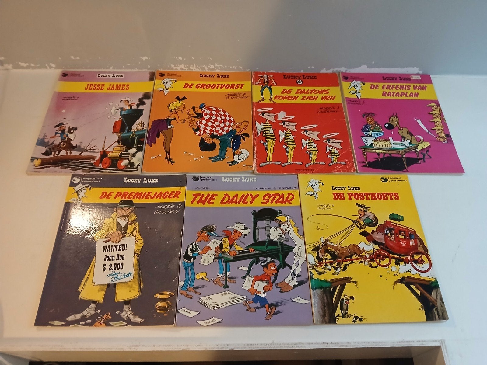 Lucky Luke stripboeken collectie - 7 delen, Meerdere stripboeken, Ophalen of Verzenden, Zo goed als nieuw