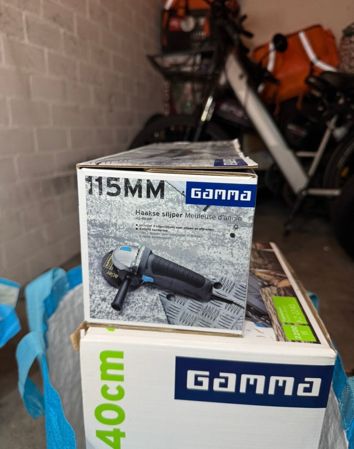 GAMMA Haakse slijper 115mm - Nieuw in doos, Verzenden, Nieuw, Minder dan 700 watt, Haakse handslijpmachine