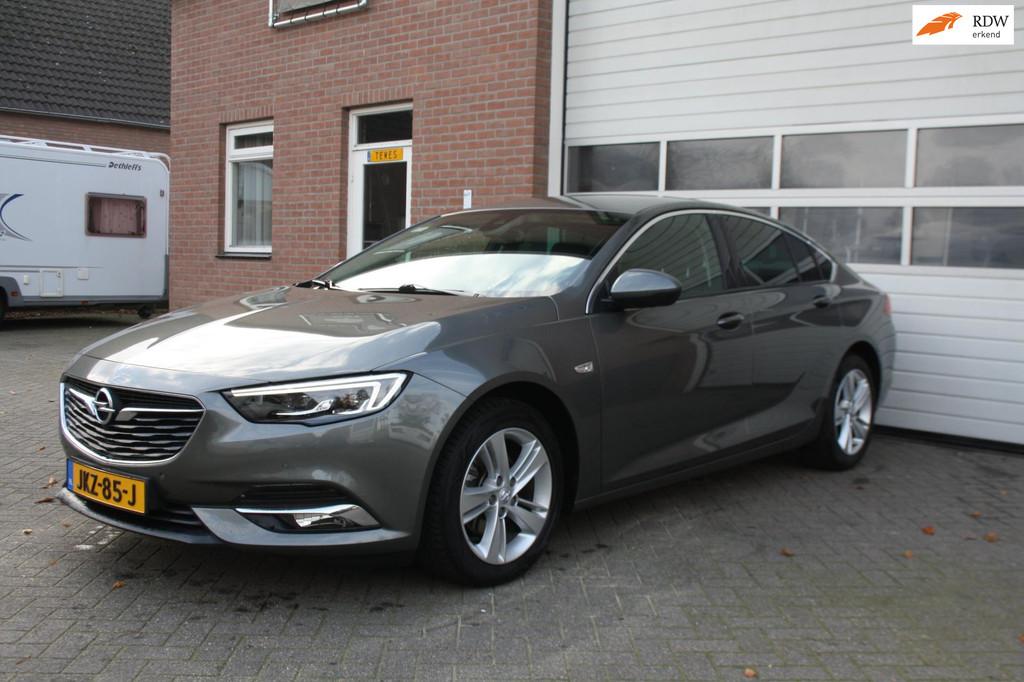 Opel INSIGNIA GRAND SPORT 1.6 CDTI Business Executive Garant, Gebruikt, Euro 6, 4 cilinders, Leder