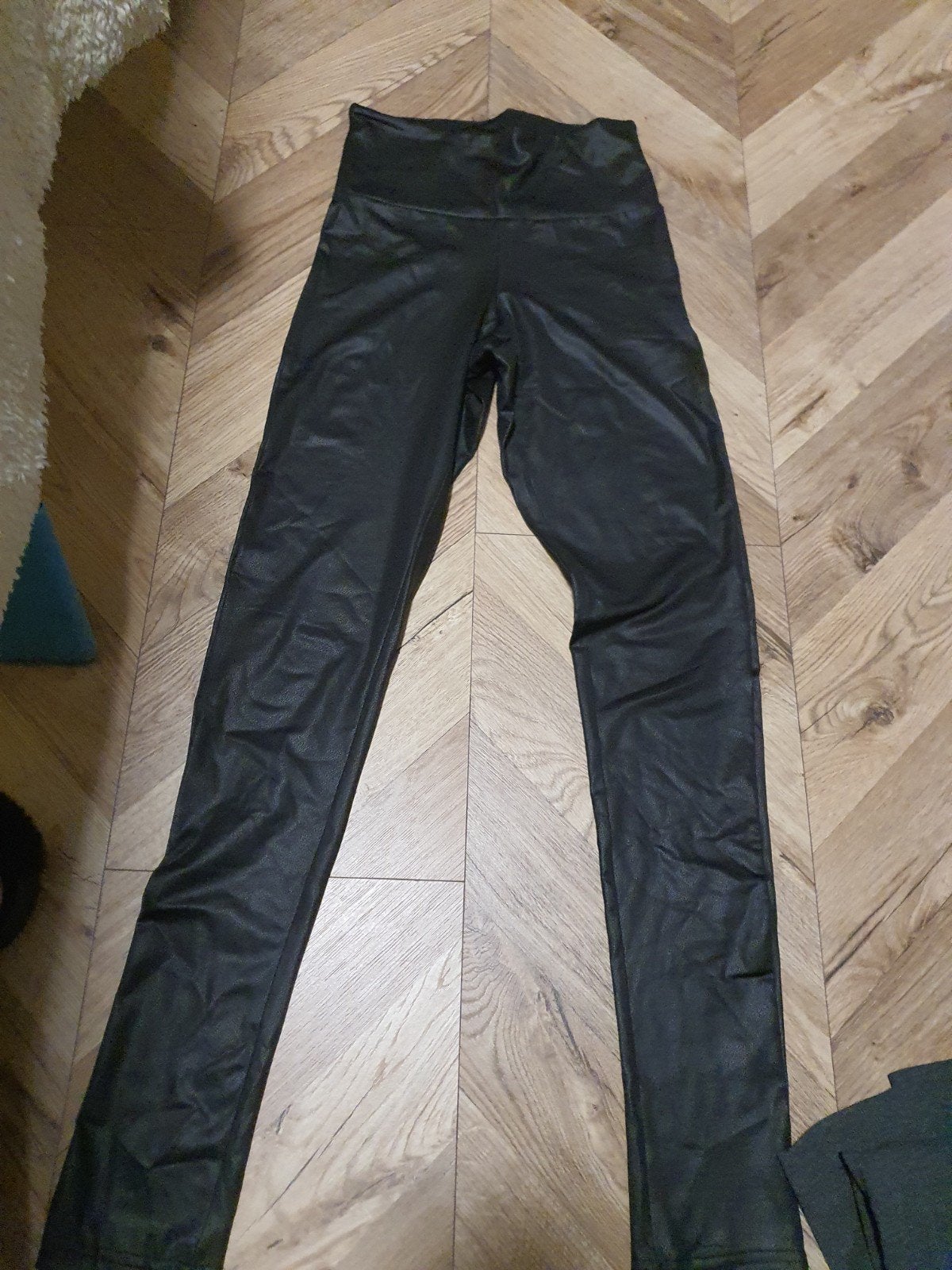 2 dezelfde legging 1 euro ps, Kleding | Dames, Leggings, Maillots en Panty's, Ophalen of Verzenden, Zo goed als nieuw, Zwart, Legging