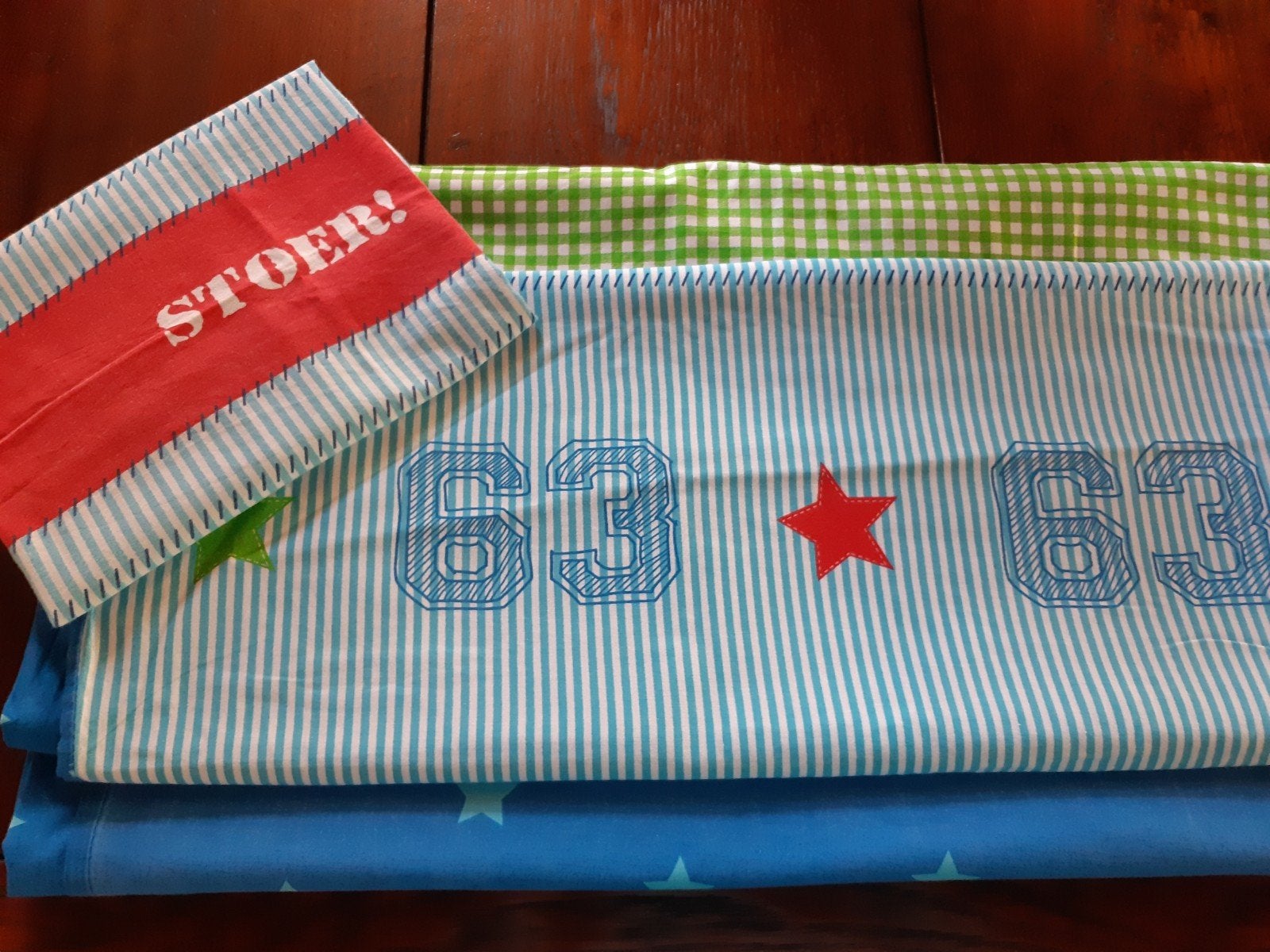 Stoer! Twee dekbedovertrekken met raket en sterren voor kind, Gebruikt, Overige merken, Meerkleurig, Dekbedovertrek