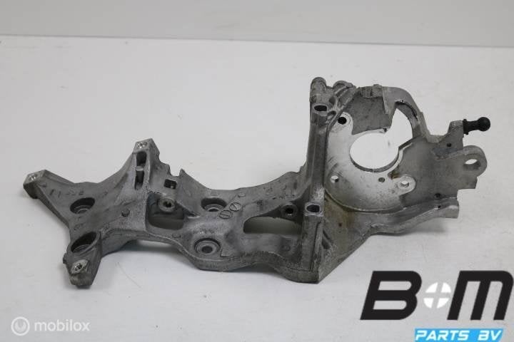 Steun voor dynamo en aircocompressor VW T-Roc 04L903143D, Gebruikt