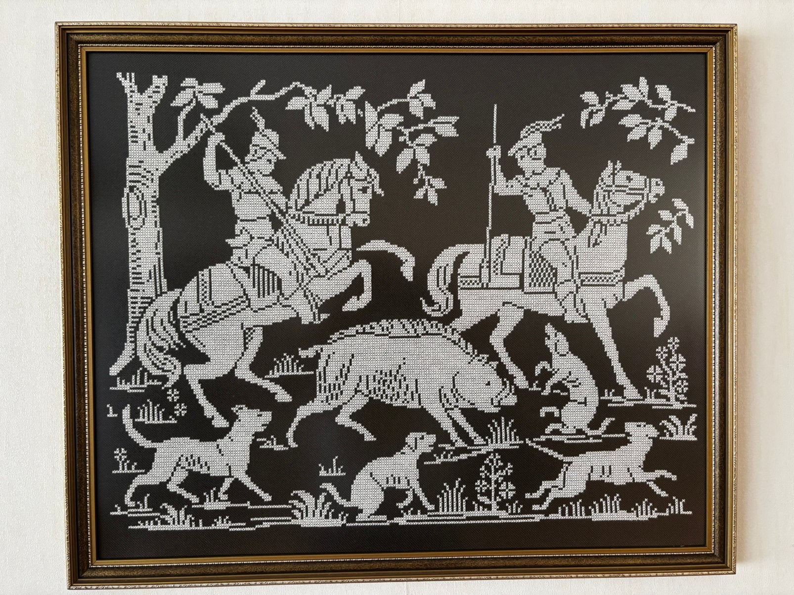 Handgeborduurd jacht tafereel, compleet met lijst, Hobby en Vrije tijd, Ophalen, Nieuw, Borduurpakket