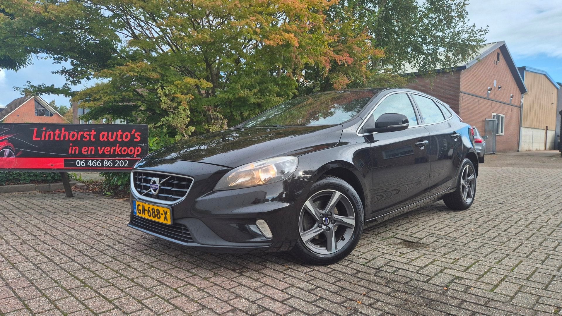 Volvo V40 2.0 D2 R-Design EURO 6-2015, Auto's, Voorwielaandrijving, Gebruikt, 4 cilinders, 1969 cc