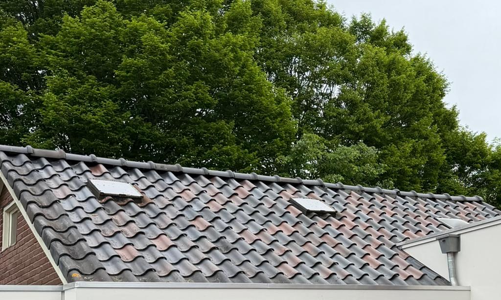 OVH dakpannen van Oordt Alpen a/d Rhijn 1100 stuks, Ophalen, Steen of Klei, Zo goed als nieuw, 15 m² of meer