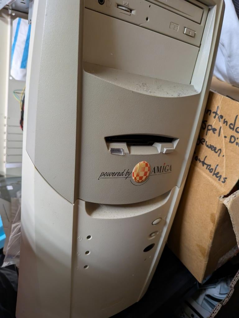 Amiga 1200 tower project, Ophalen