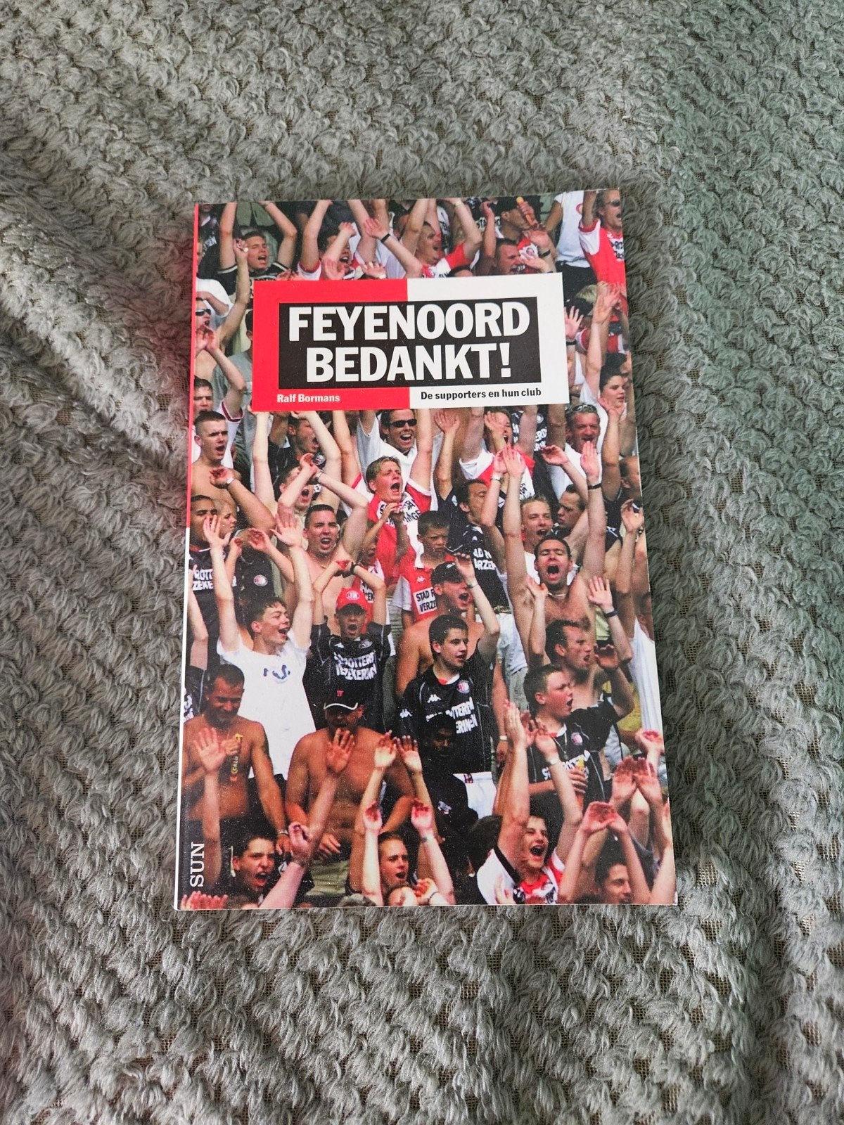Feyenoord Bedankt! Boek over supporters en club, Ophalen of Verzenden, Zo goed als nieuw, Feyenoord, Boek of Tijdschrift