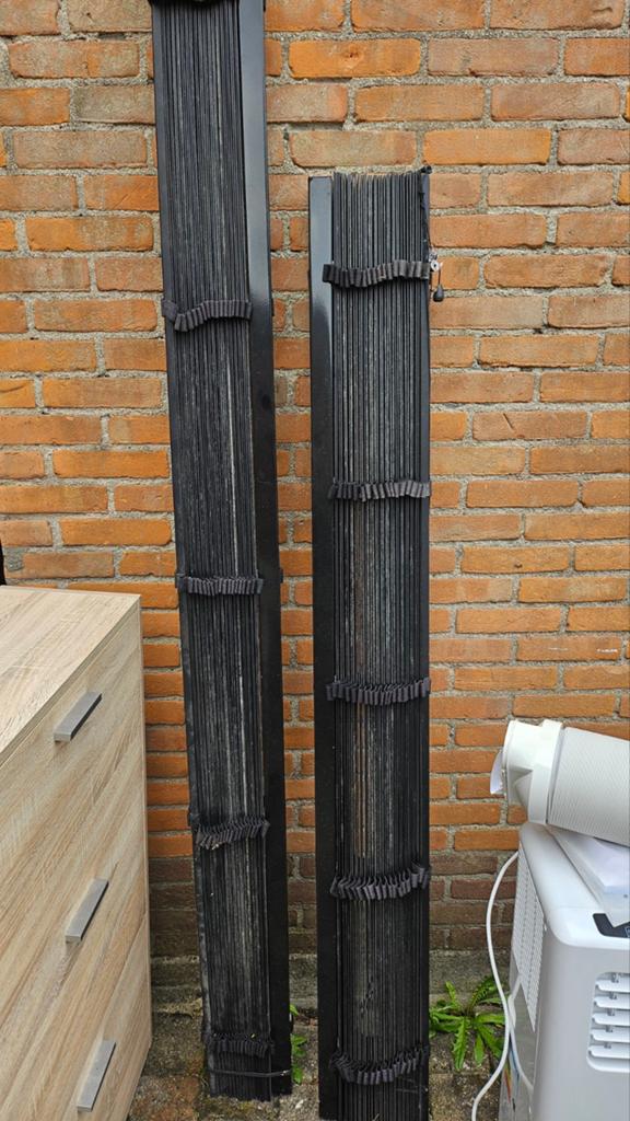 Zwarte lamellen, gratis ophalen, Ophalen, Zo goed als nieuw, 50 tot 100 cm, Minder dan 100 cm