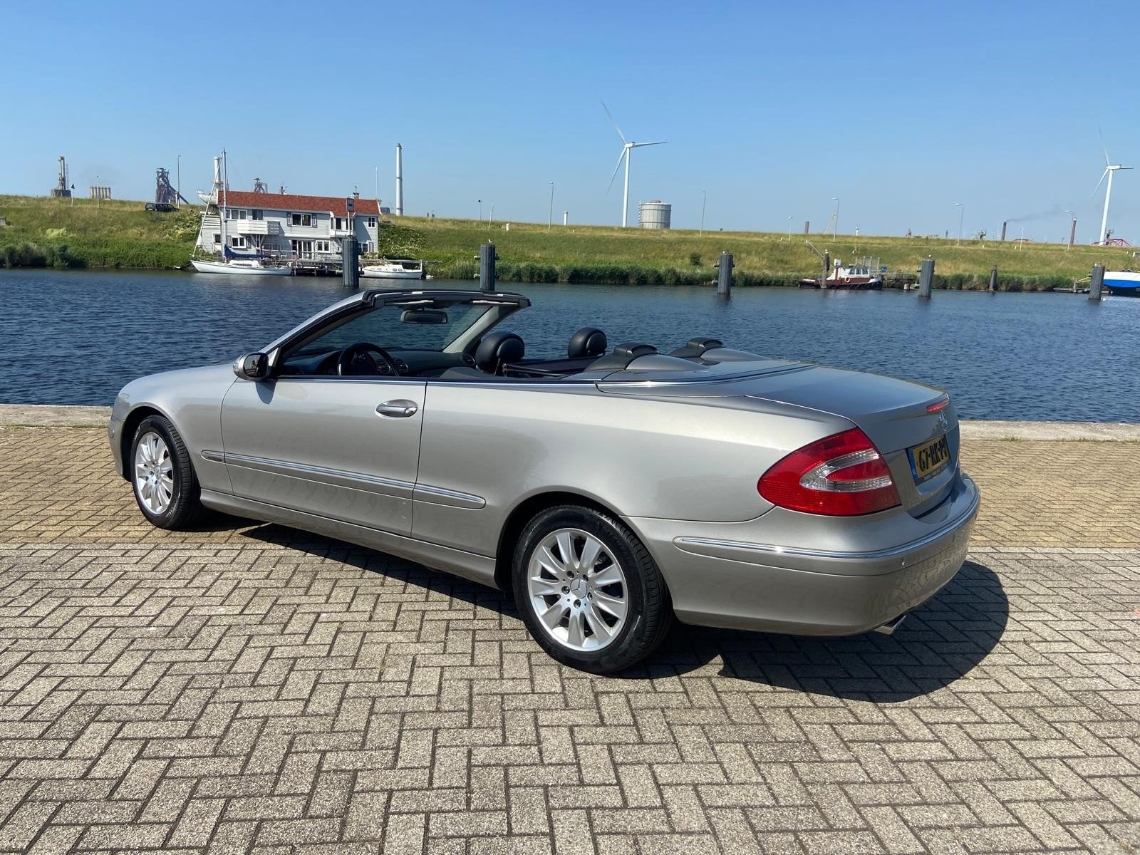 Zeer nette Cabrio Mercedes-Benz CLK 200 Kompressor, Auto's, Automaat, Zwart, Cabriolet, Leder