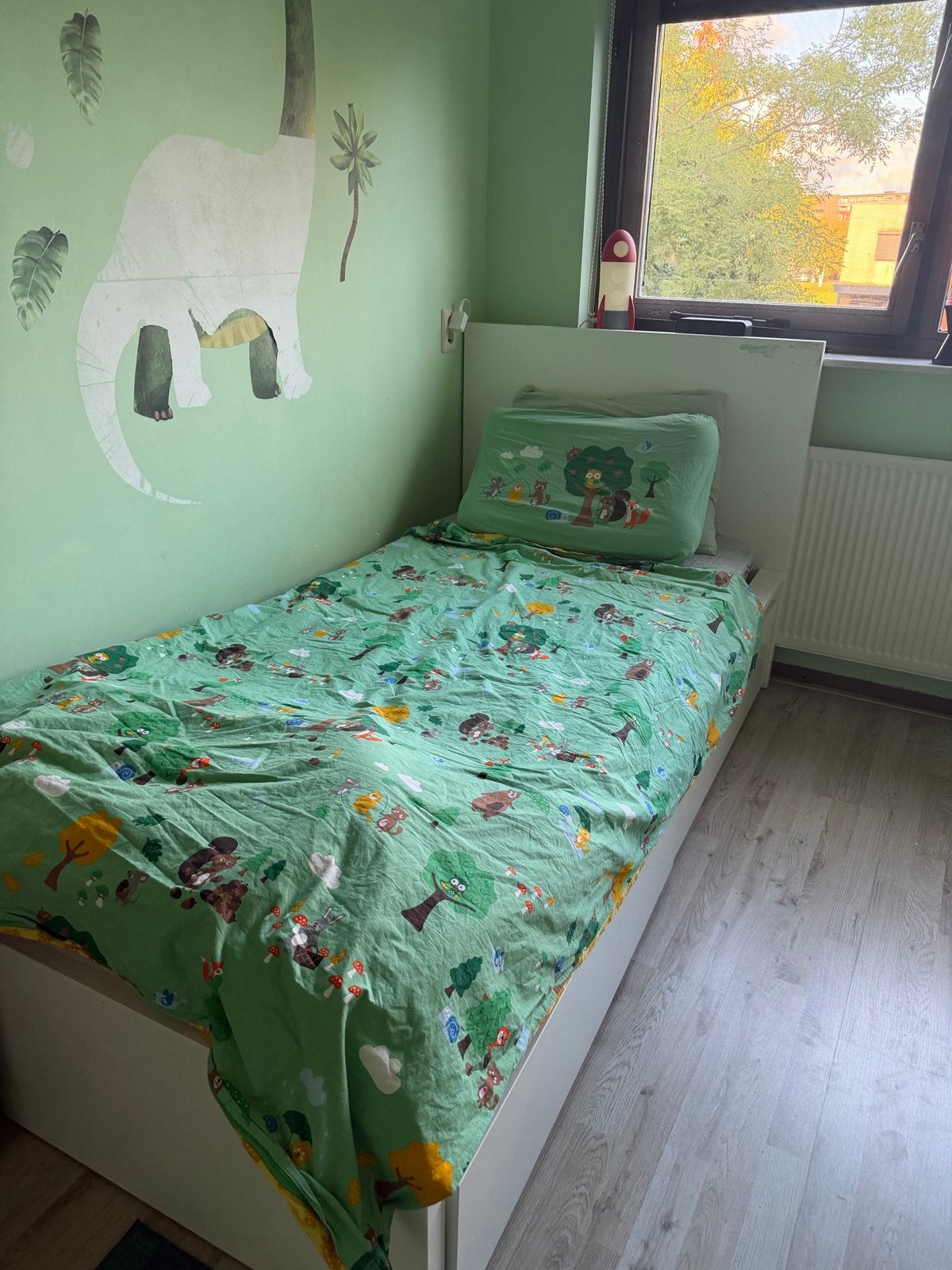 Ikea Eenpersoonsbed met matras en beddengoed, Gebruikt, 90 cm, Eenpersoons, Wit