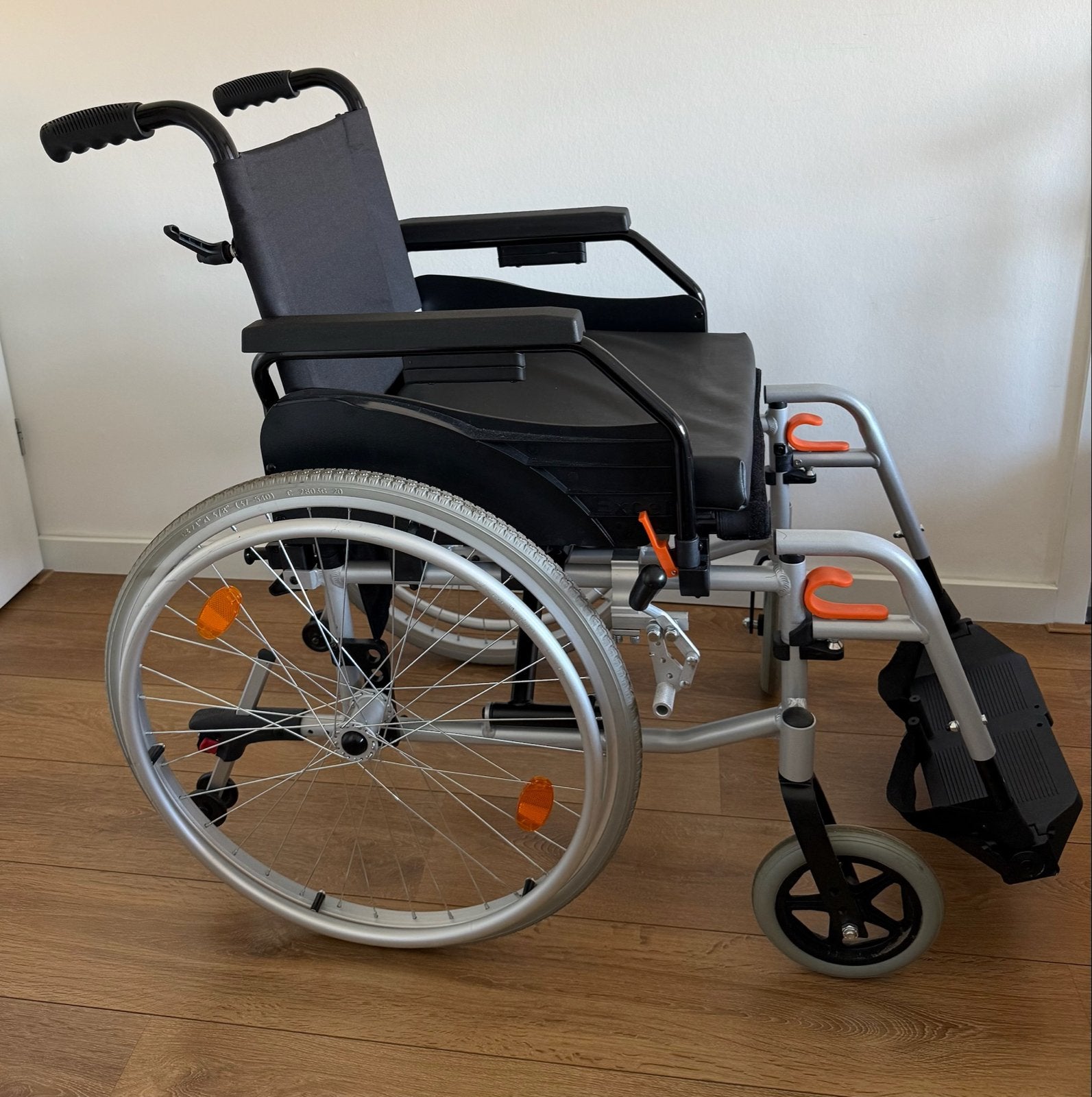 Rolstoel Excel G-eco+ Pu/voetsteunen 45x43cm, Diversen, Ophalen, Duwrolstoel