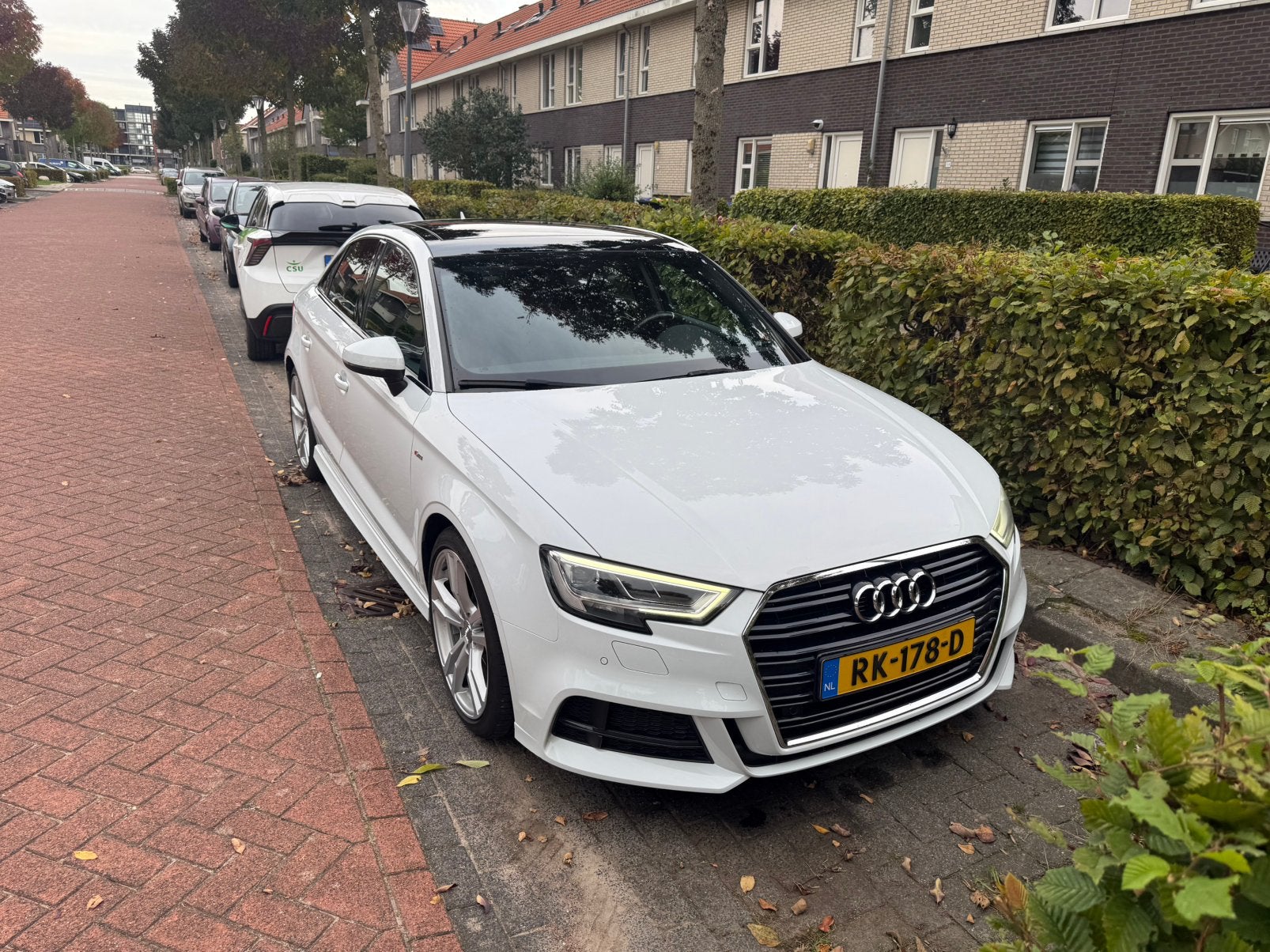Audi A3 1.4 TFSI COD S line | Panoramadak | Virtual Cockpit, Dealer onderhouden, Euro 6, 4 cilinders, Wit