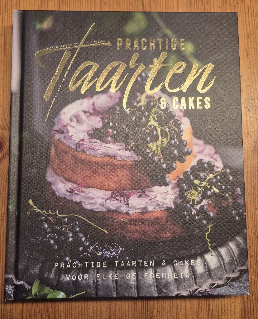 'Prachtige taarten en cakes'. Voor de echte liefhebber!, Diverse auteurs, Ophalen of Verzenden, Zo goed als nieuw, Europa