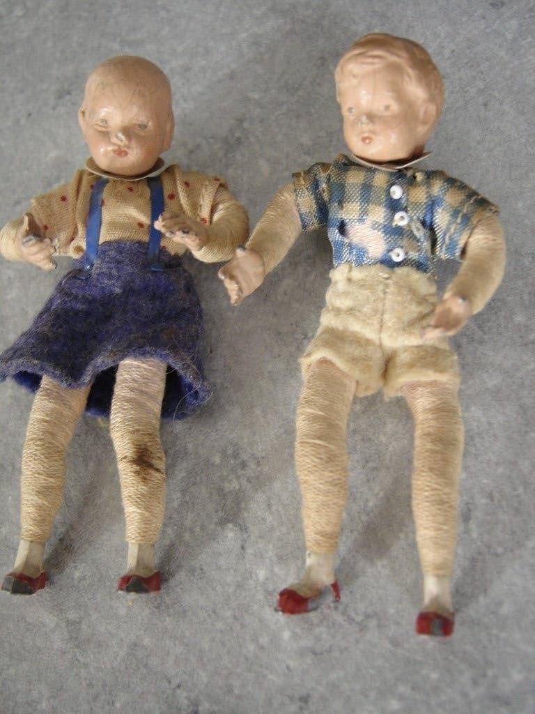 2 caco poppetjes, Ophalen