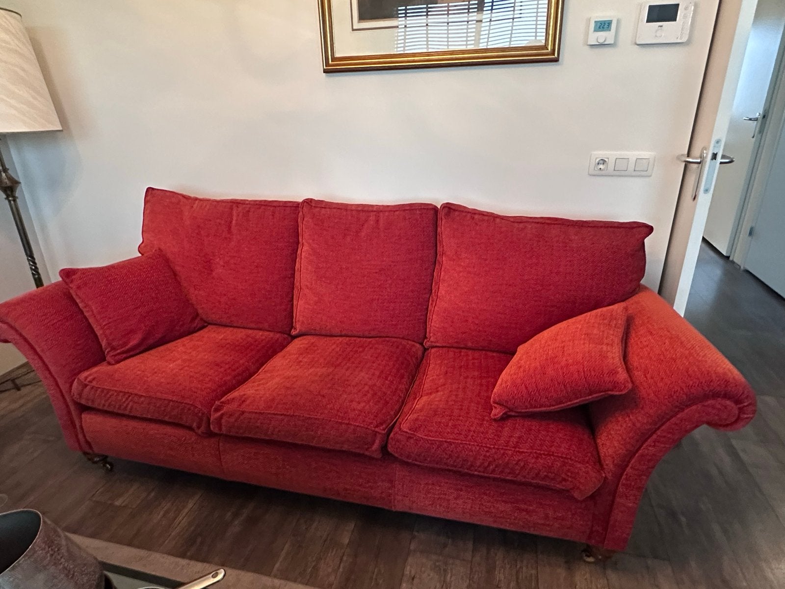 Gratis Rode bank 230cm breed, 94cm diep (Berkel-Enschot), Ophalen, Gebruikt, Driepersoons, 75 tot 100 cm