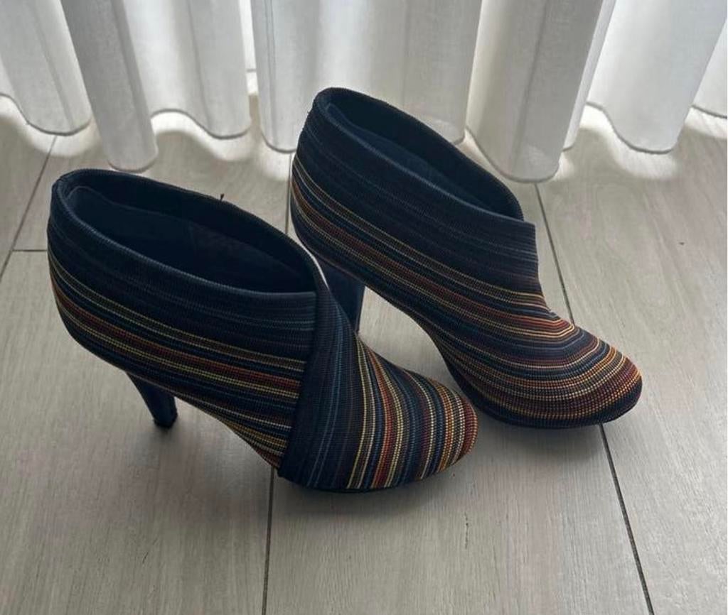 United Nude Enkellaarsjes, Ophalen of Verzenden, Zo goed als nieuw, Overige kleuren, Lage of Enkellaarzen