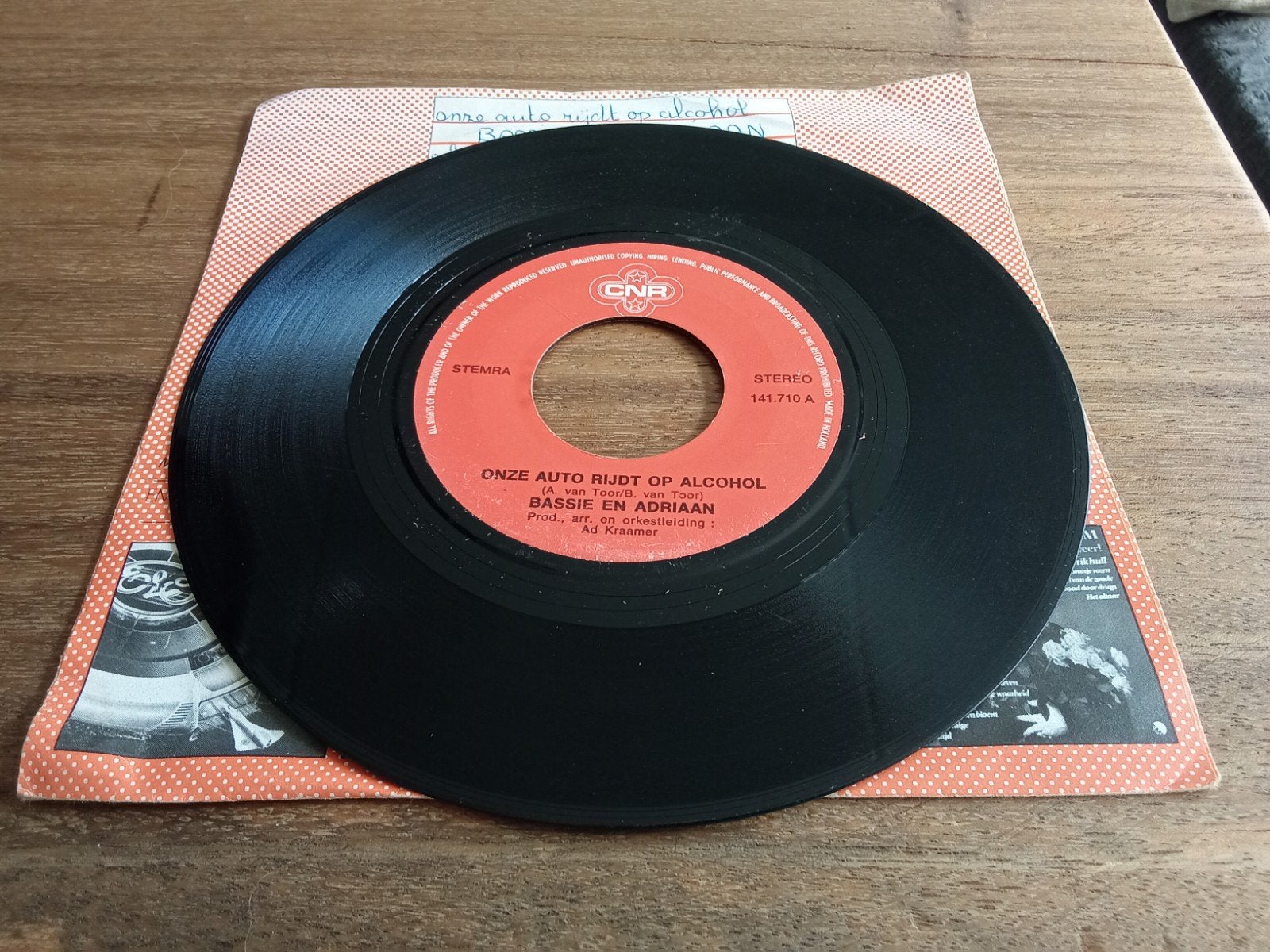 VINYL SINGLE BASSIE EN ADRIAAN, Ophalen of Verzenden, Gebruikt, Overige formaten