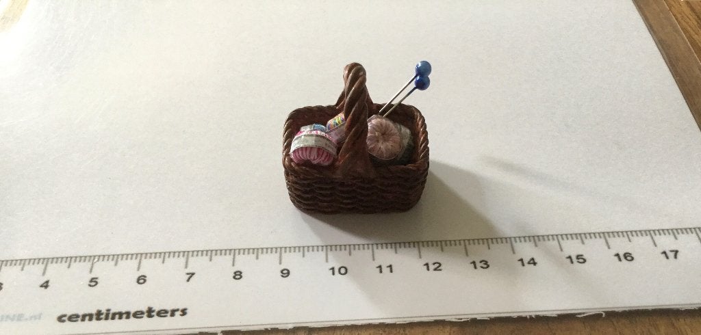 Poppenhuis miniaturen breimandje 179, Ophalen of Verzenden, Nieuw, Poppenhuis