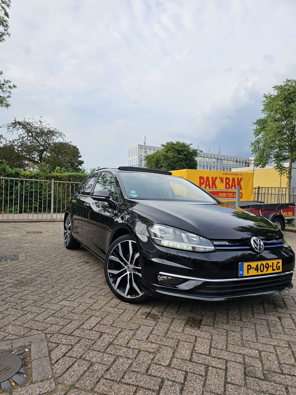 Volkswagen Golf 1.5 TSI 130pk Bluemotion 2019 Zwart, 1498 cc, Zwart, 4 cilinders, Alcantara
