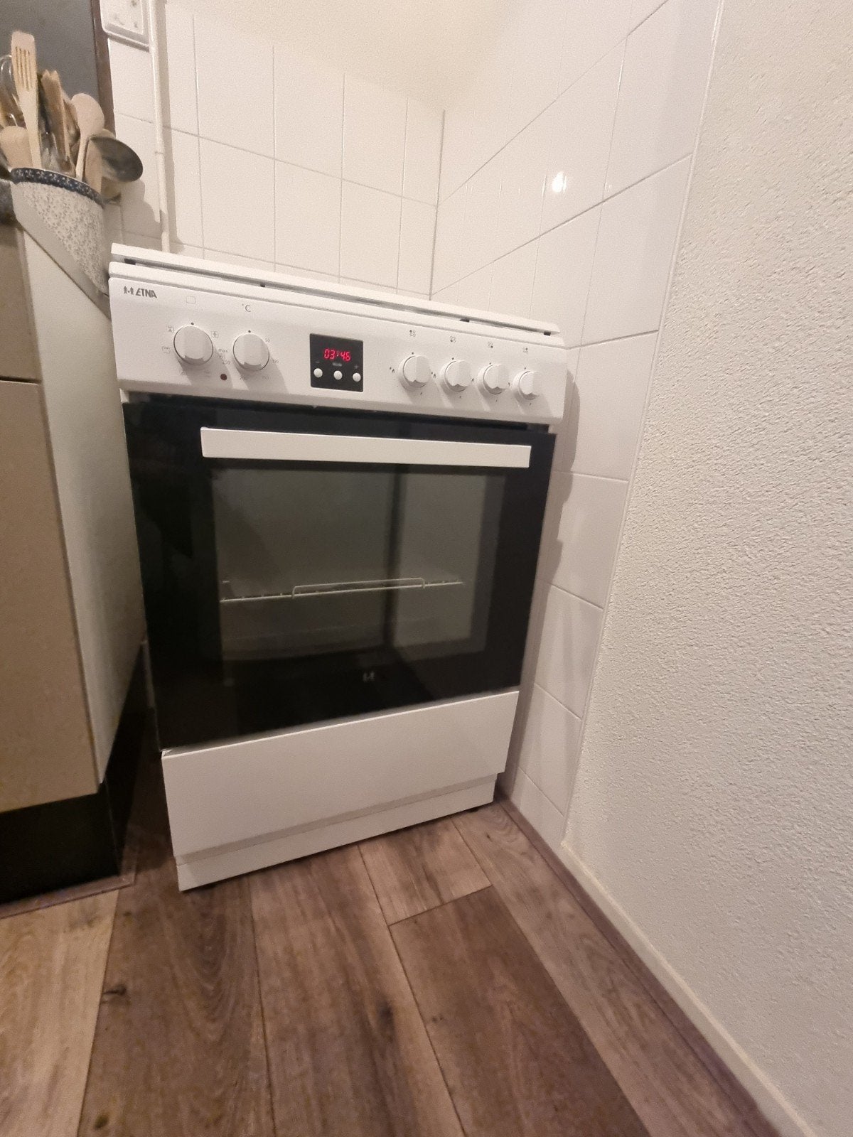 etna fornuis met oven, Witgoed en Apparatuur, Ophalen, 4 kookzones, Zo goed als nieuw, Gas