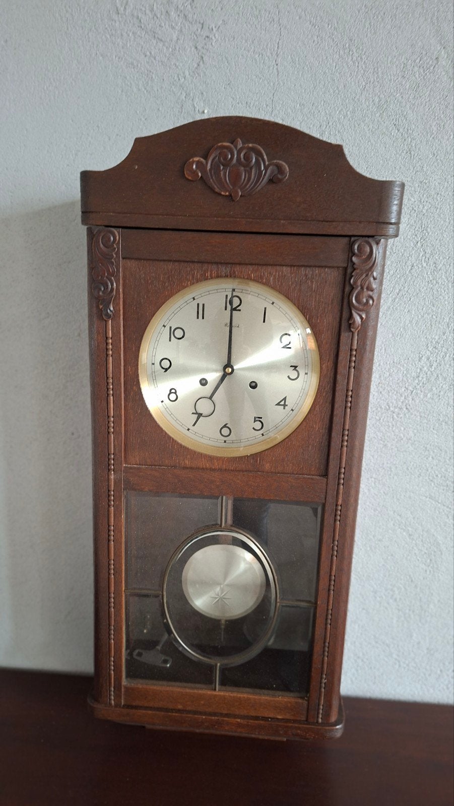 Antieke Wandklok met Slinger - Klassiek Houten Design, Ophalen