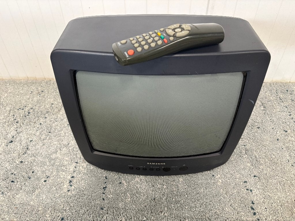 Samsung 14 inch CRT tv + remote jaren 90, Audio, Tv en Foto, Vintage Televisies, Ophalen of Verzenden, Gebruikt, Minder dan 40 cm