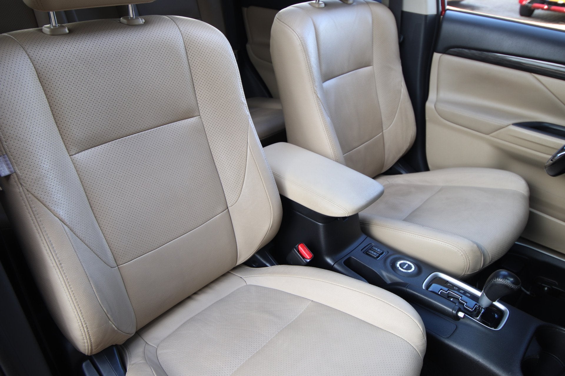 Mitsubishi Outlander 2.0 Instyle 4WD Adaptive Cruise, Openda, Auto's, Automaat, 4 cilinders, 7 stoelen, Bedrijf