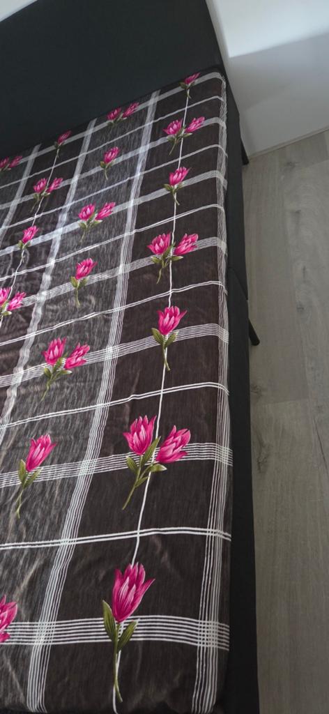 Ikea Queen Size Bed, Ophalen, Overige materialen, Gebruikt, Zwart