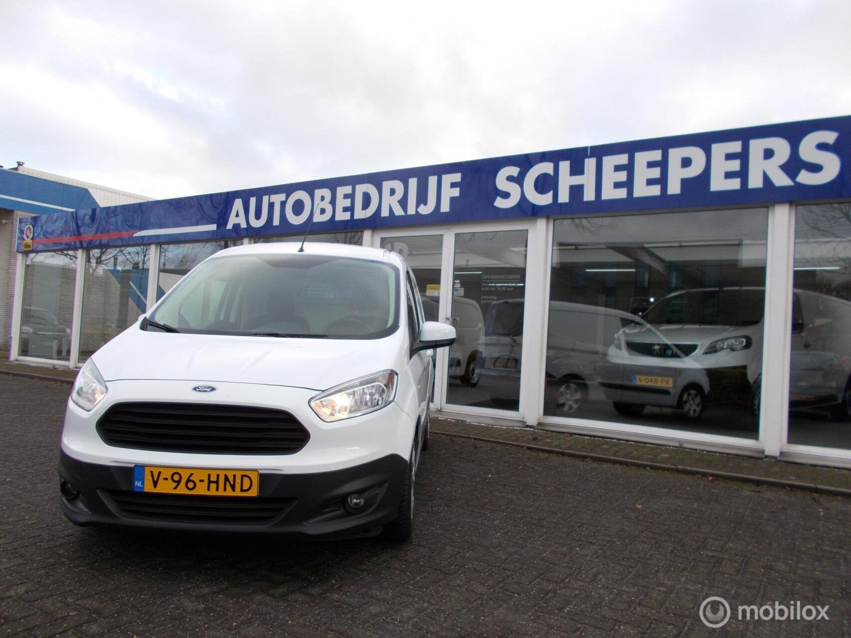 Ford Transit Courier 1.5 TDCI Airco/Navi/Startstop, Euro 5, 4 cilinders, Met garantie (alle), Wit