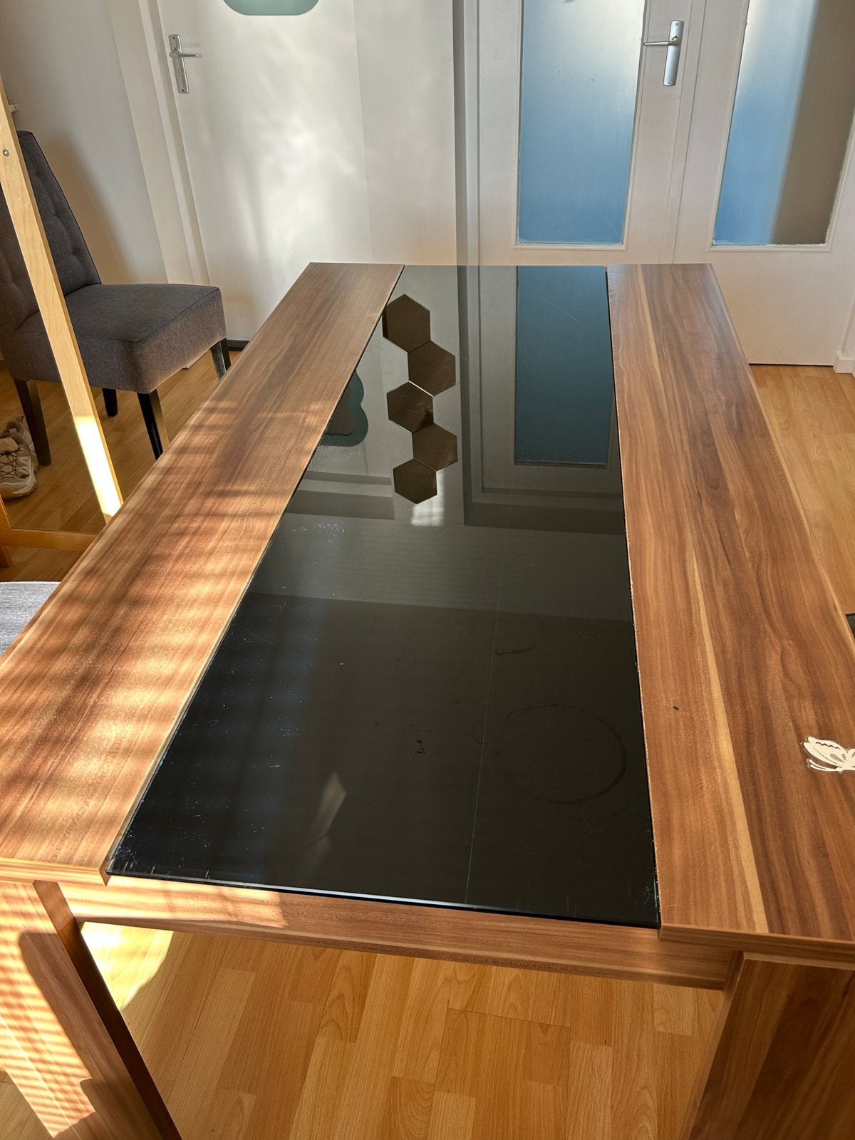Moderne eettafel met glazen blad - 90x160 cm, Ophalen, Gebruikt, 50 tot 100 cm, Vijf personen of meer