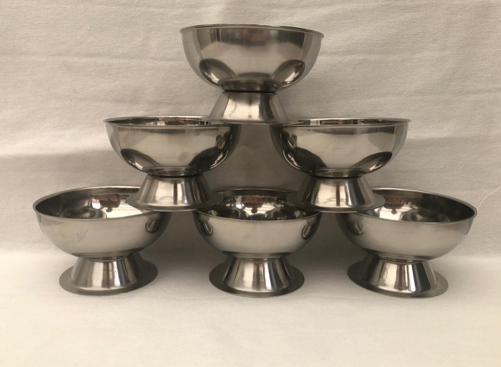 6 stuks ( rvs)  Dessert  IJs -coupes  - vintage, Overige materialen, Gebruikt, Ophalen of Verzenden, Kom(men)