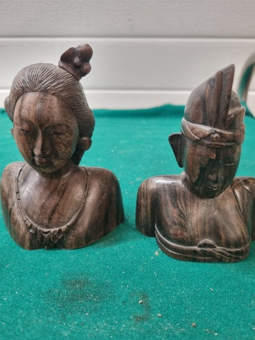 Houten borstbeelden man en vrouw, Verzamelen, Beelden en Beeldjes, Ophalen of Verzenden