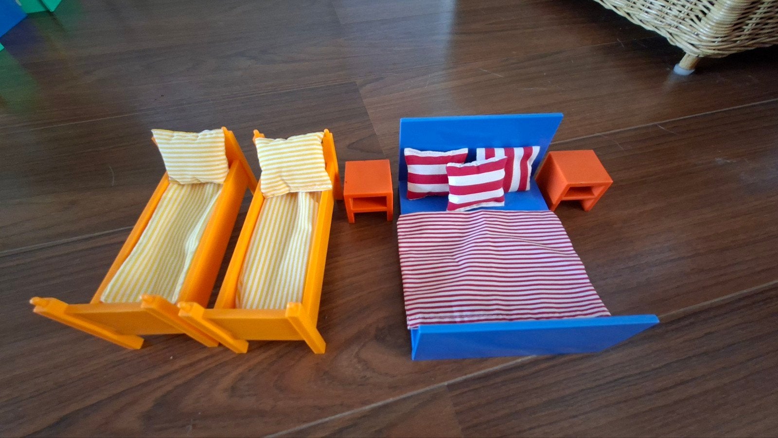 Foto 5 van Vintage Ikea poppenhuis meubels en poppen