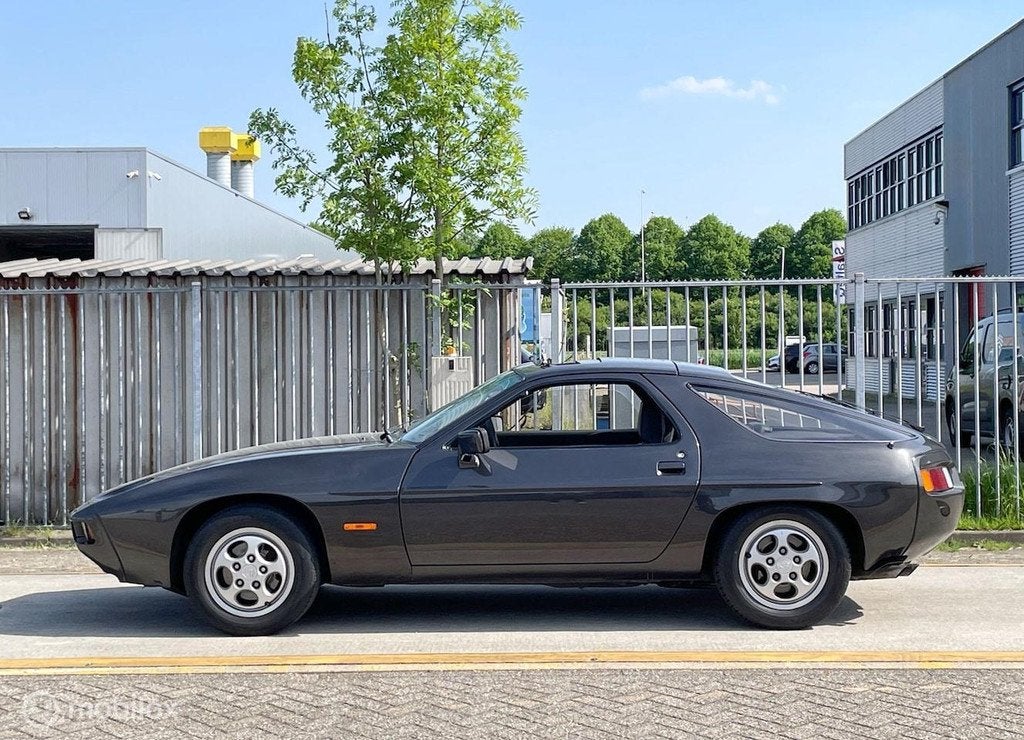 Porsche 928 4.5 Coupé Handgeschakeld Leer Historie, Auto's, Porsche, Bedrijf, Te koop, Centrale vergrendeling, Elektrische buitenspiegels
